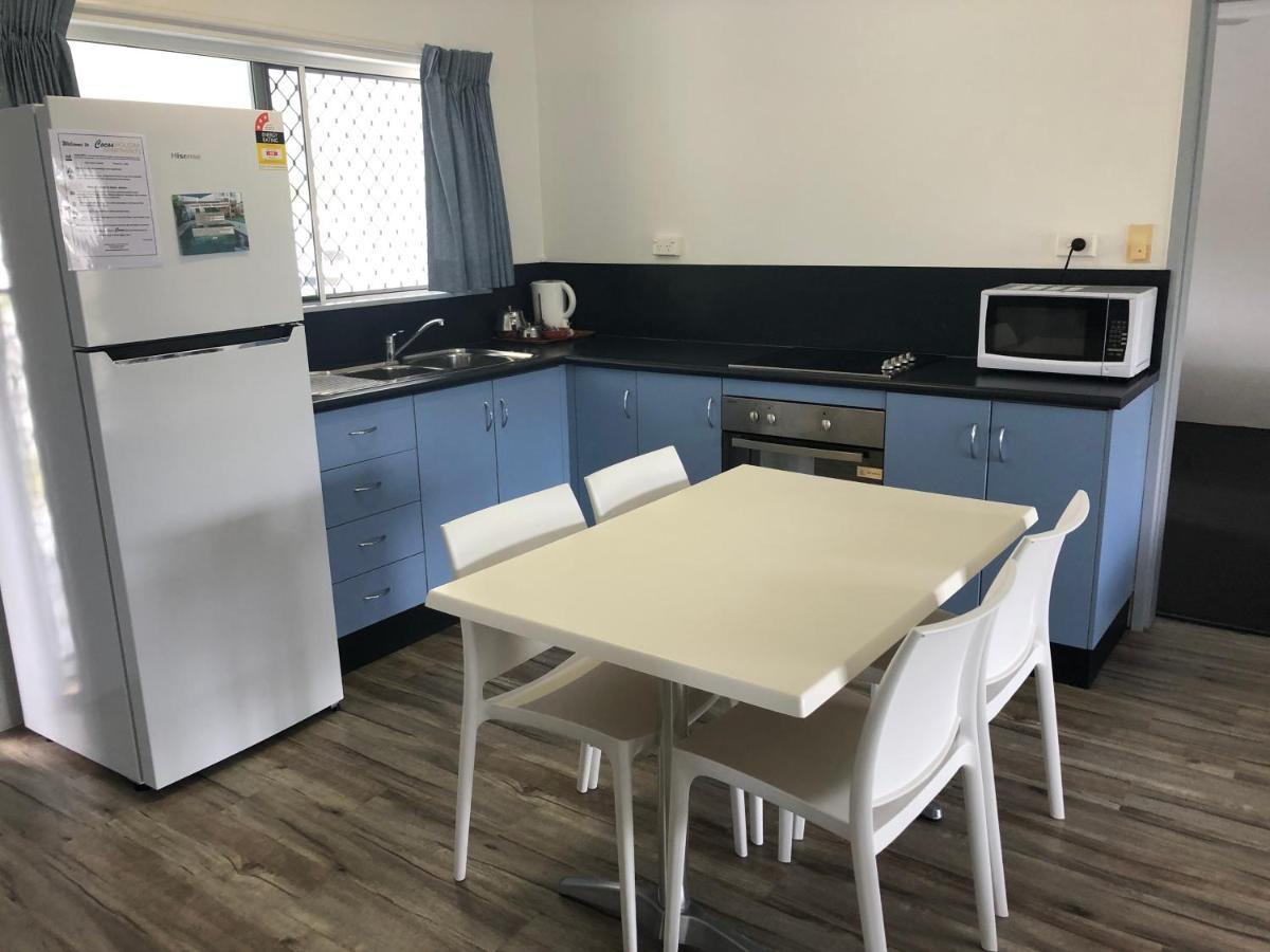 Cocos Holiday Apartments Trinity Beach Extérieur photo