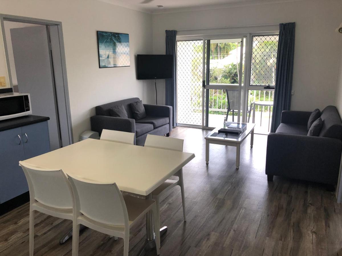 Cocos Holiday Apartments Trinity Beach Extérieur photo